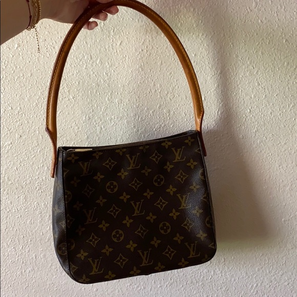 Louis Vuitton Loop Zipper purse - Picture 4 of 9